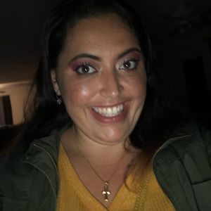 Meet your Posher, Angelique